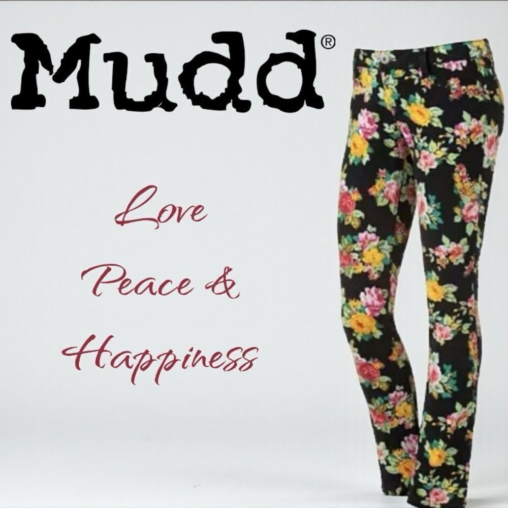 MUDD l Black Floral Jeans l Zip/Button l 2 Back Pocket Design l Juniors Size 11